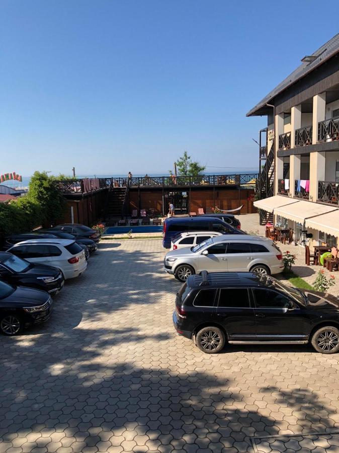 Веселий Кут Otel Zaliznyi Port Dış mekan fotoğraf