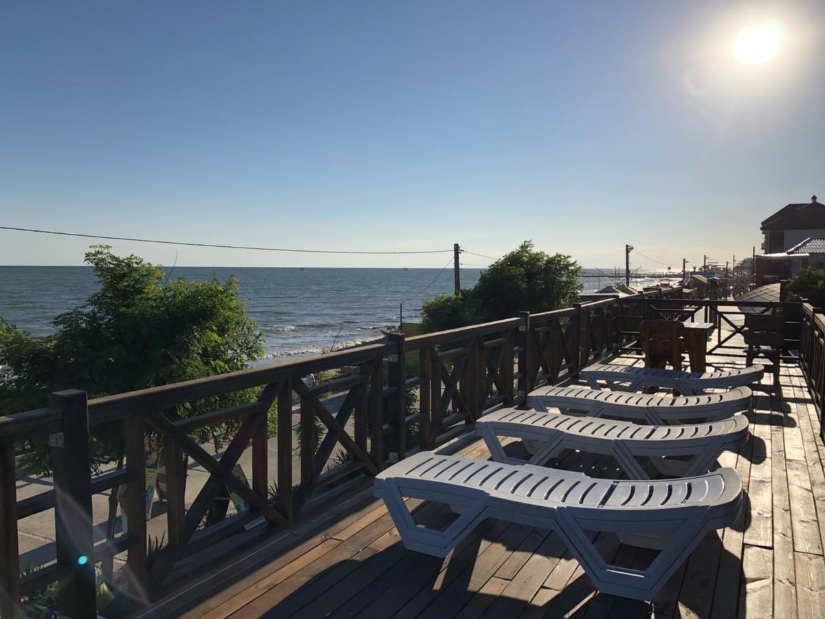 Веселий Кут Otel Zaliznyi Port Dış mekan fotoğraf