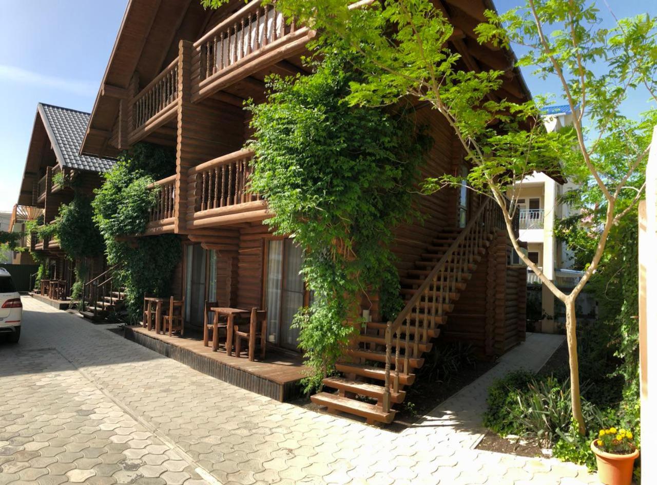 Веселий Кут Otel Zaliznyi Port Dış mekan fotoğraf