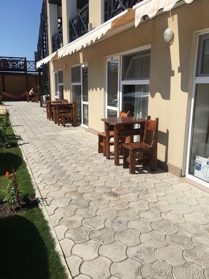Веселий Кут Otel Zaliznyi Port Dış mekan fotoğraf