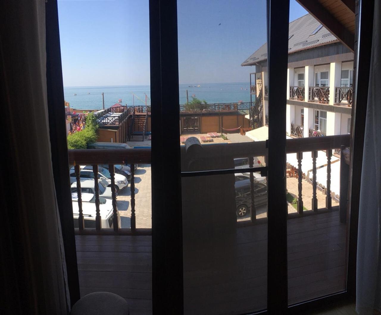 Веселий Кут Otel Zaliznyi Port Dış mekan fotoğraf